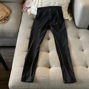 Lululemon black leggings size 6-used
